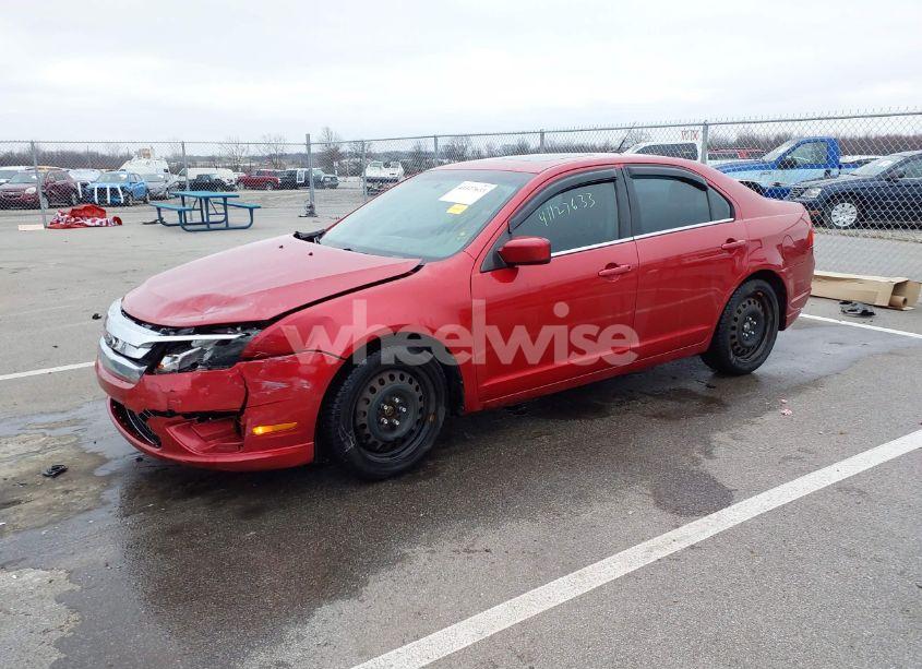 Photo 2 of 2012 Ford Fusion SE (VIN 3FAHP0HA6CR353915)