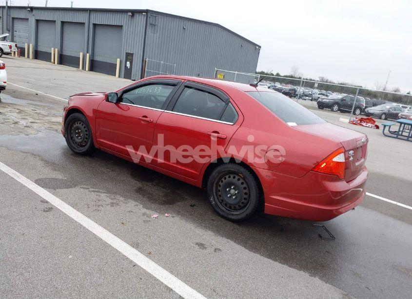 Photo 3 of 2012 Ford Fusion SE (VIN 3FAHP0HA6CR353915)