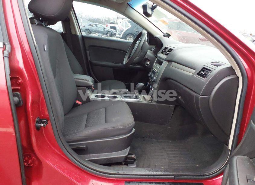 Photo 5 of 2012 Ford Fusion SE (VIN 3FAHP0HA6CR353915)