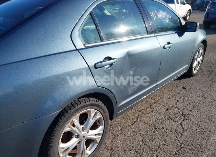 Photo 6 of 2012 Ford Fusion SE (VIN 3FAHP0HA6CR404216)