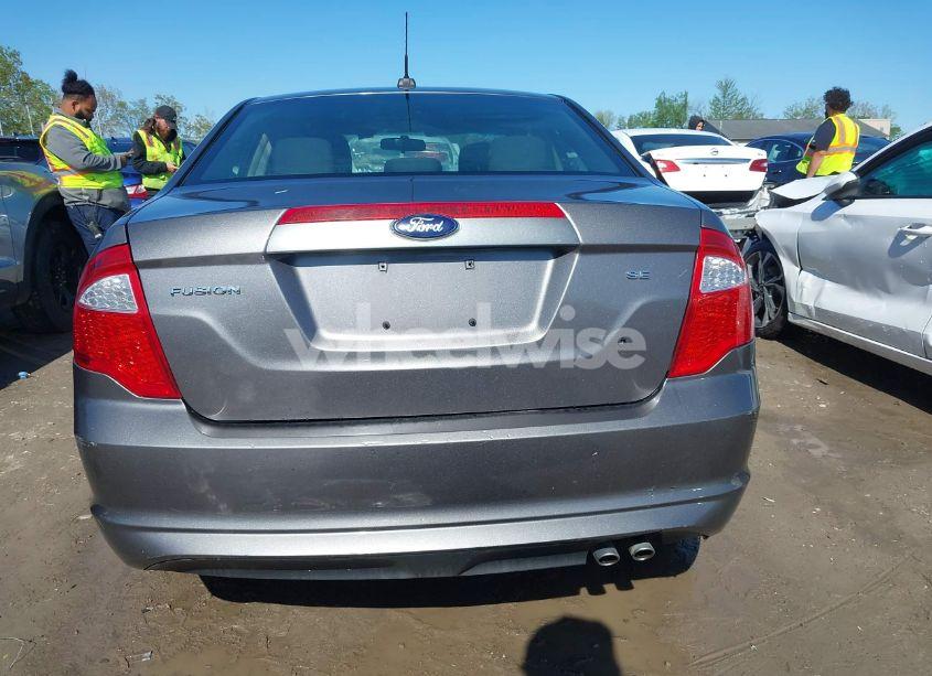 Photo 16 of 2012 Ford Fusion SE (VIN 3FAHP0HA6CR409738)