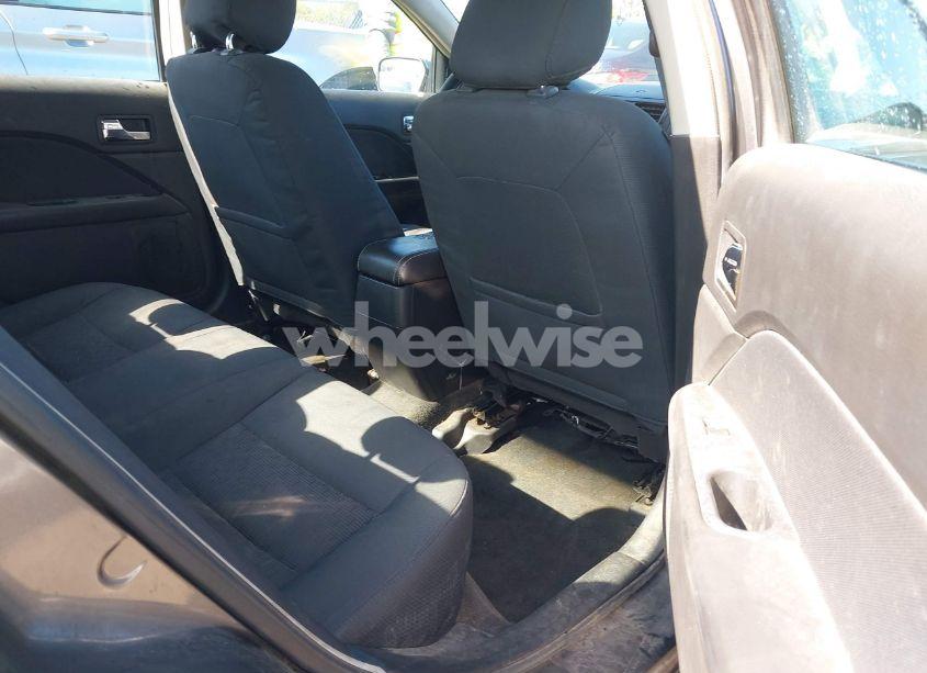 Photo 8 of 2012 Ford Fusion SE (VIN 3FAHP0HA6CR409738)