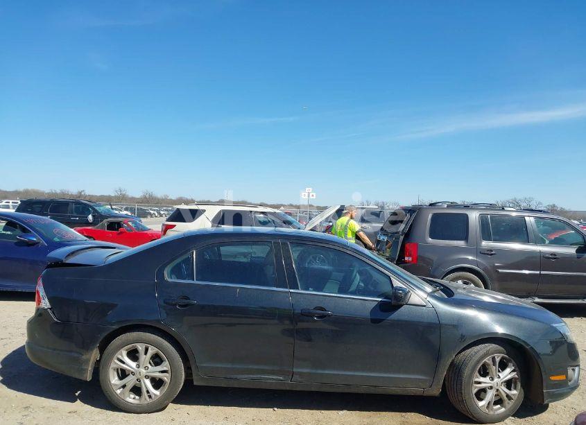 Photo 13 of 2012 Ford Fusion SE (VIN 3FAHP0HA6CR413790)