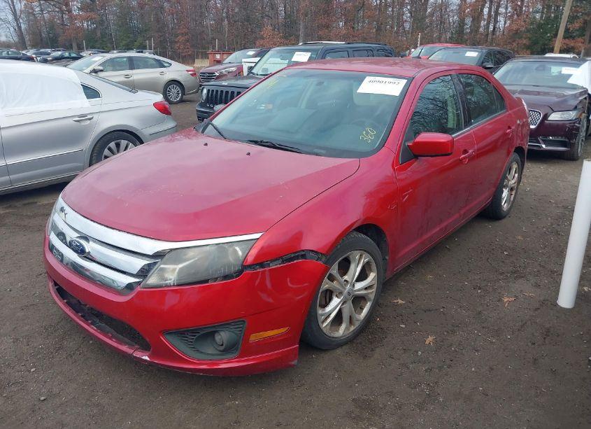 Photo 2 of 2012 Ford Fusion SE (VIN 3FAHP0HA6CR420447)