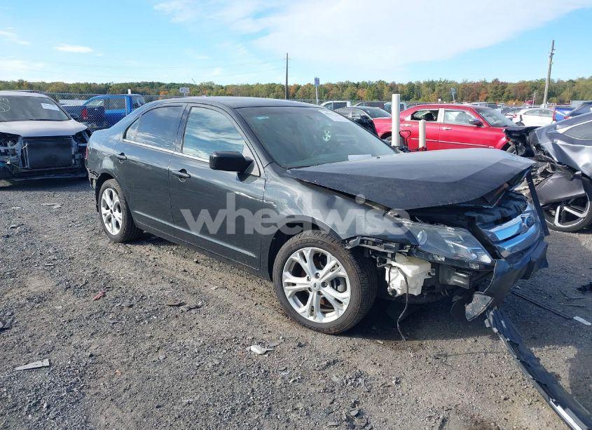 2012 Ford Fusion SE (VIN 3FAHP0HA6CR429519) main photo