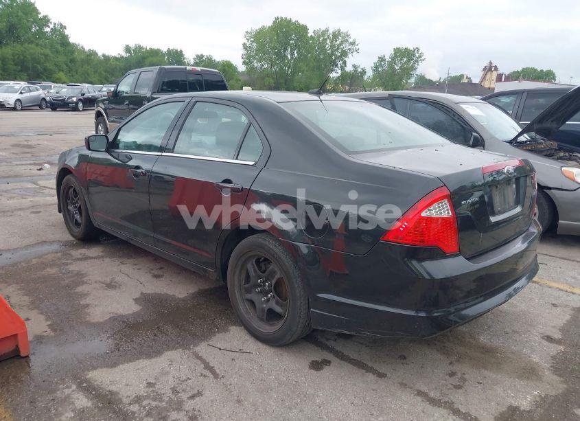 Photo 3 of 2012 Ford Fusion SE (VIN 3FAHP0HA6CR437443)