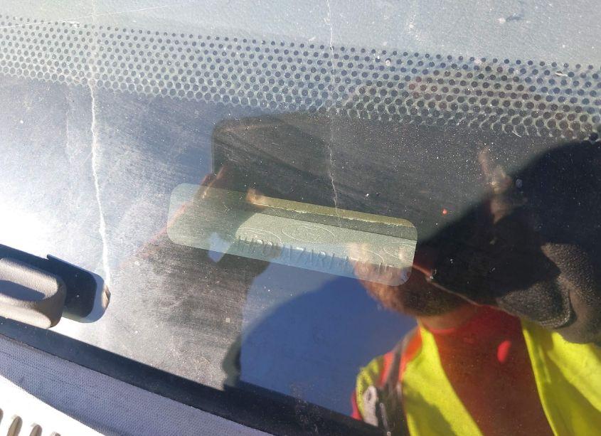 Photo 9 of 2010 Ford Fusion SE (VIN 3FAHP0HA7AR147645)