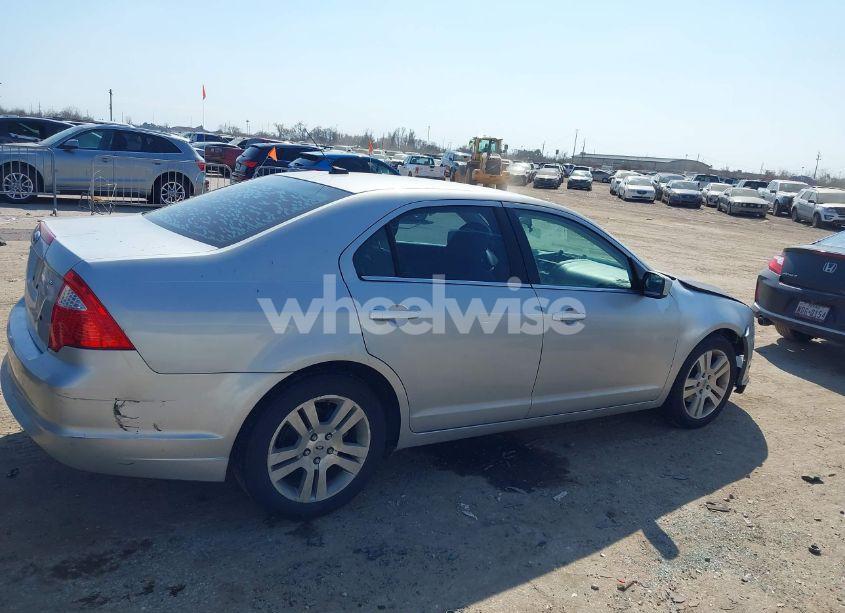 Photo 13 of 2010 Ford Fusion SE (VIN 3FAHP0HA7AR155146)