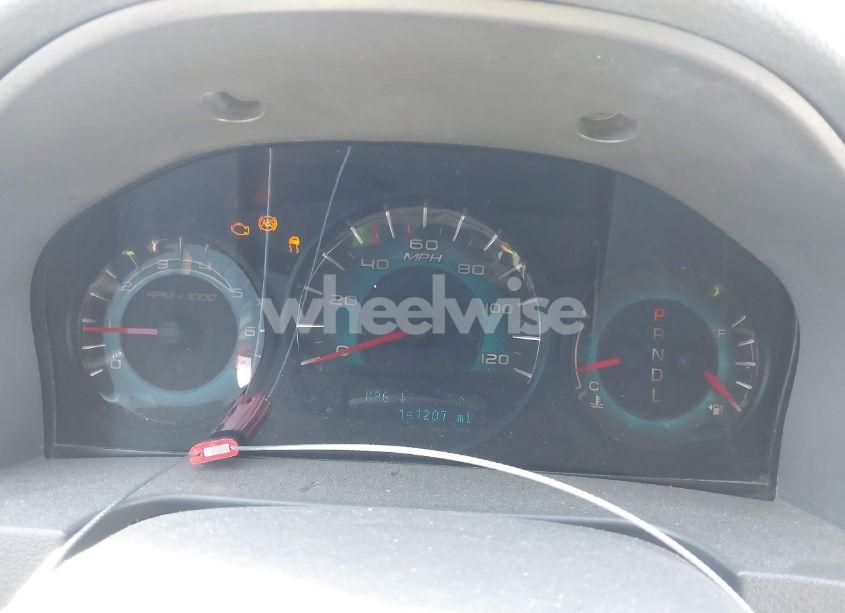 Photo 7 of 2010 Ford Fusion SE (VIN 3FAHP0HA7AR155146)