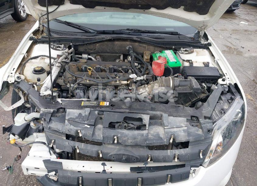 Photo 10 of 2010 Ford Fusion SE (VIN 3FAHP0HA7AR199678)