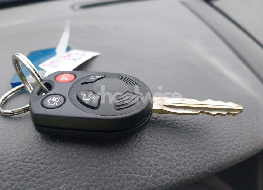 Photo 11 of 2010 Ford Fusion SE (VIN 3FAHP0HA7AR199678)