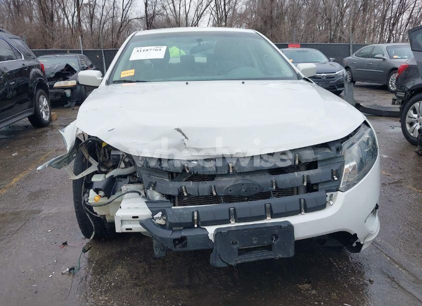 Photo 6 of 2010 Ford Fusion SE (VIN 3FAHP0HA7AR199678)