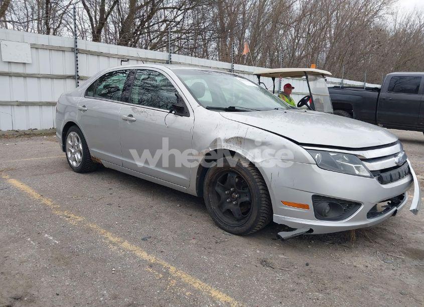 2010 Ford Fusion SE (VIN 3FAHP0HA7AR238091) main photo