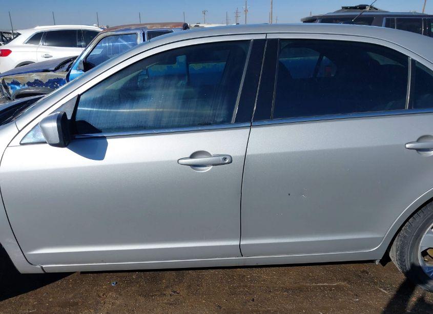 Photo 14 of 2010 Ford Fusion SE (VIN 3FAHP0HA7AR249222)