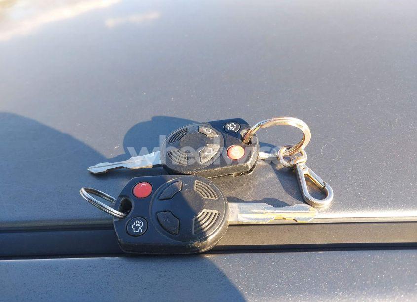 Photo 11 of 2010 Ford Fusion SE (VIN 3FAHP0HA7AR258048)