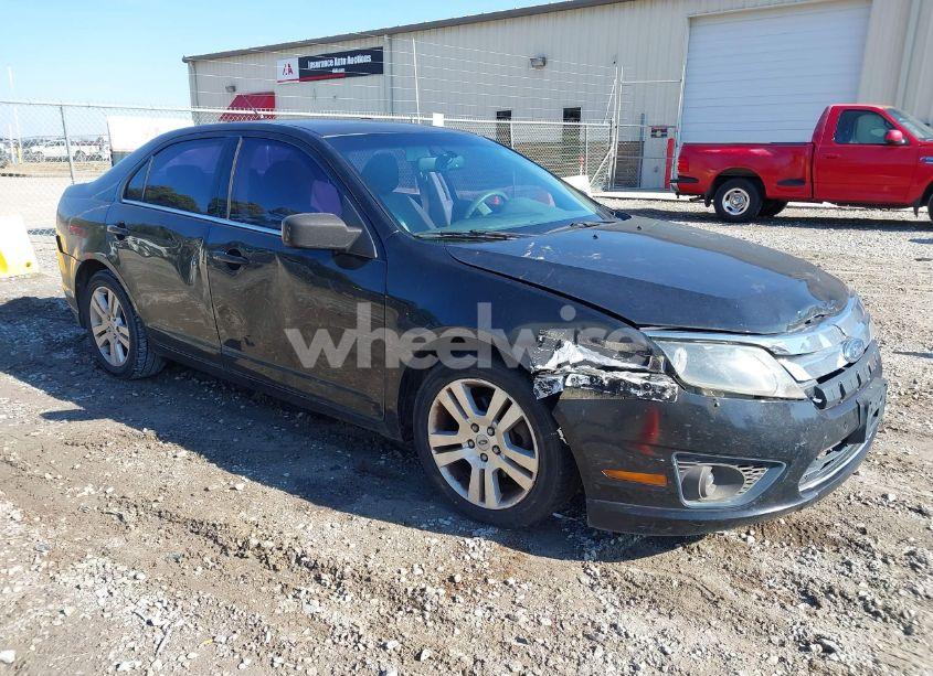 2010 Ford Fusion SE (VIN 3FAHP0HA7AR269809) main photo
