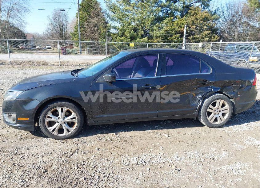 Photo 6 of 2010 Ford Fusion SE (VIN 3FAHP0HA7AR269809)