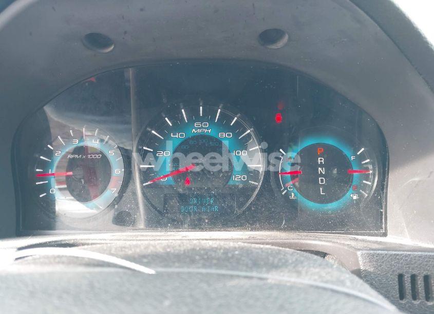 Photo 7 of 2010 Ford Fusion SE (VIN 3FAHP0HA7AR283340)