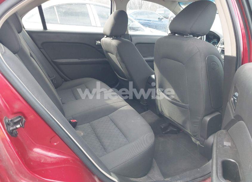 Photo 8 of 2010 Ford Fusion SE (VIN 3FAHP0HA7AR283340)