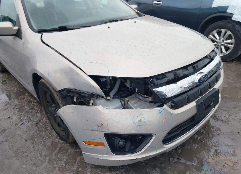 Photo 6 of 2010 Ford Fusion SE (VIN 3FAHP0HA7AR323707)