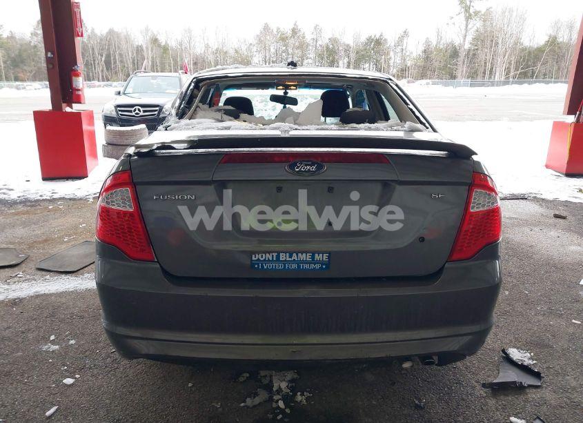 Photo 16 of 2010 Ford Fusion SE (VIN 3FAHP0HA7AR334044)