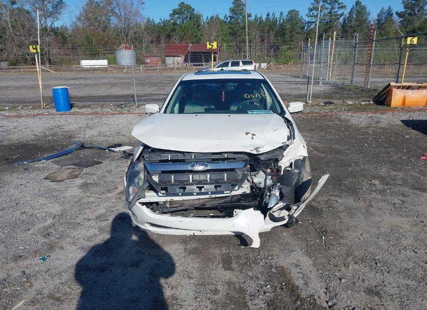 Photo 12 of 2010 Ford Fusion SE (VIN 3FAHP0HA7AR414671)