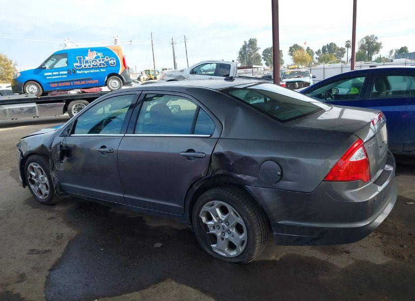 Photo 14 of 2010 Ford Fusion SE (VIN 3FAHP0HA7AR418719)