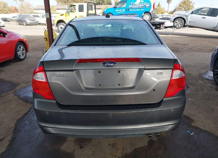 Photo 16 of 2010 Ford Fusion SE (VIN 3FAHP0HA7AR418719)