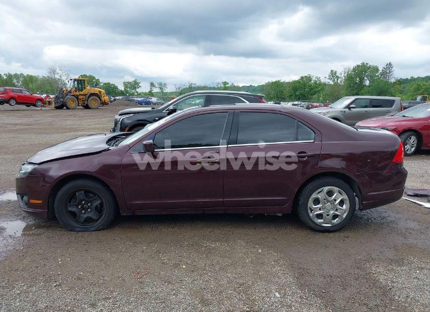 Photo 15 of 2011 Ford Fusion SE (VIN 3FAHP0HA7BR106773)