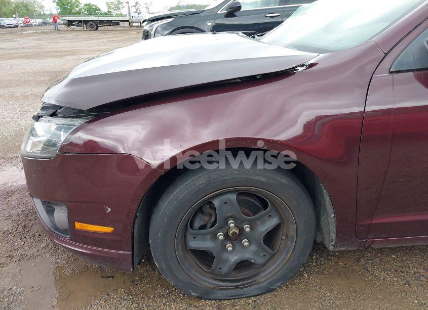 Photo 19 of 2011 Ford Fusion SE (VIN 3FAHP0HA7BR106773)