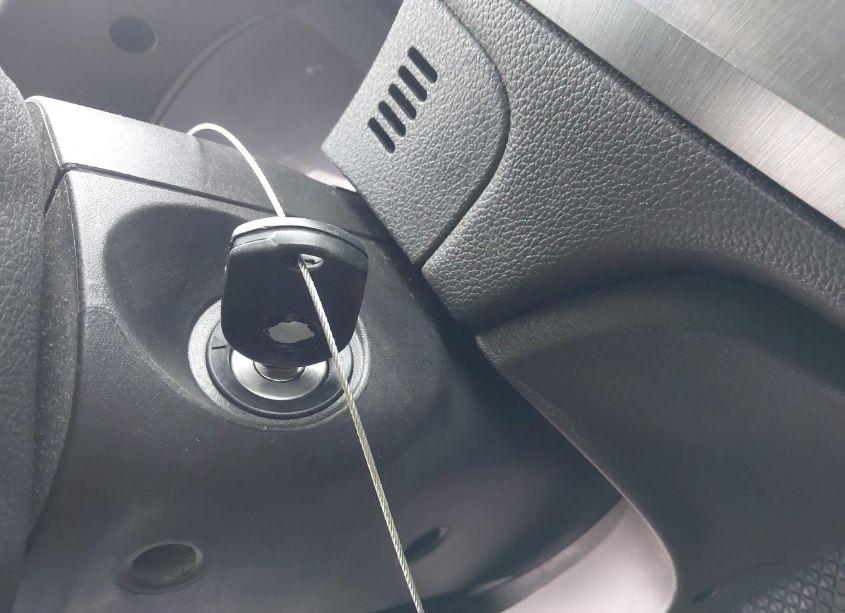 Photo 11 of 2011 Ford Fusion SE (VIN 3FAHP0HA7BR125050)