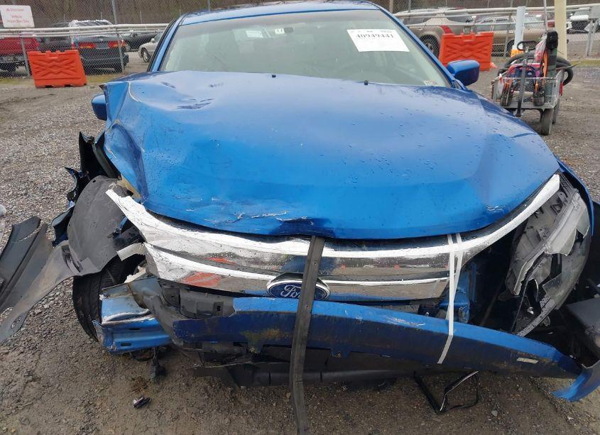 Photo 6 of 2011 Ford Fusion SE (VIN 3FAHP0HA7BR125050)