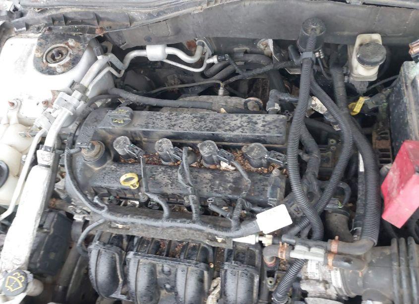 Photo 10 of 2011 Ford Fusion SE (VIN 3FAHP0HA7BR126182)