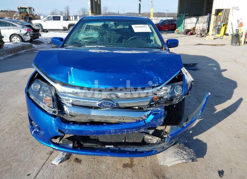 Photo 6 of 2011 Ford Fusion SE (VIN 3FAHP0HA7BR146738)