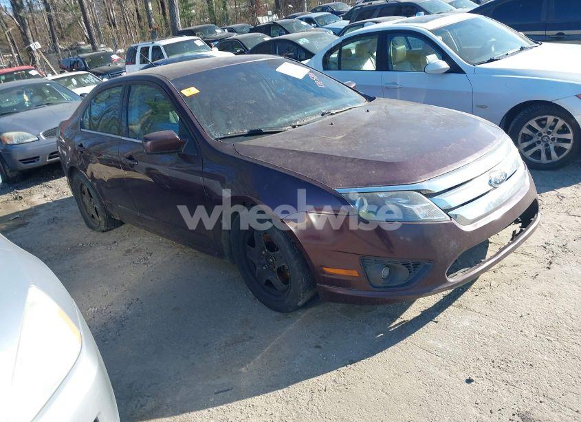 2011 Ford Fusion SE (VIN 3FAHP0HA7BR172580) main photo