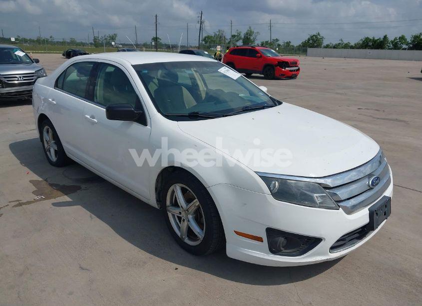 2011 Ford Fusion SE (VIN 3FAHP0HA7BR223771) main photo