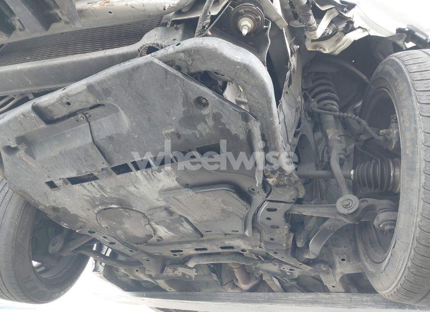 Photo 13 of 2011 Ford Fusion SE (VIN 3FAHP0HA7BR244376)