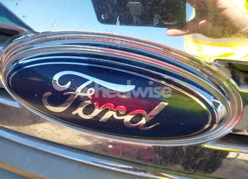 Photo 12 of 2011 Ford Fusion SE (VIN 3FAHP0HA7BR257564)