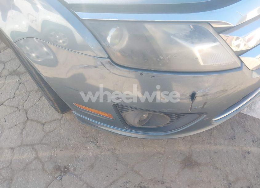 Photo 13 of 2011 Ford Fusion SE (VIN 3FAHP0HA7BR257564)