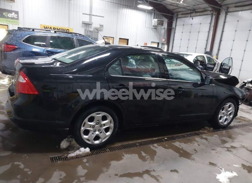 Photo 13 of 2011 Ford Fusion SE (VIN 3FAHP0HA7BR269164)