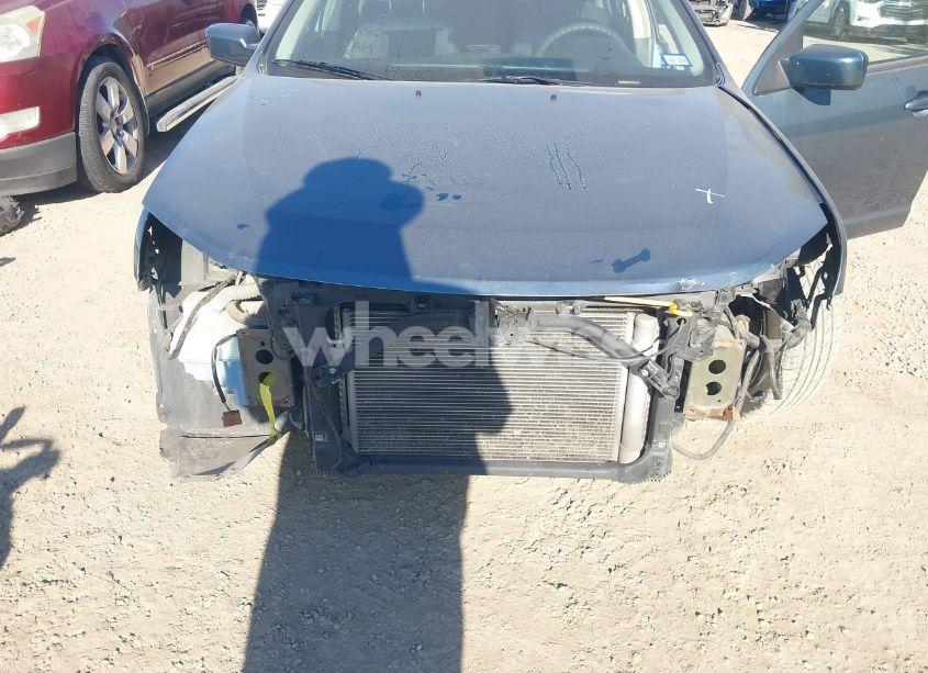 Photo 6 of 2011 Ford Fusion SE (VIN 3FAHP0HA7BR291746)