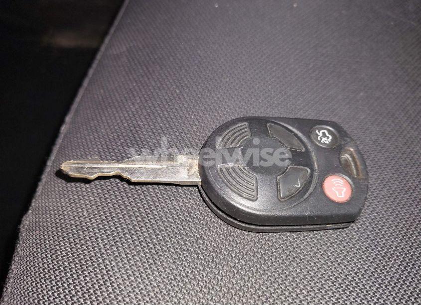 Photo 11 of 2011 Ford Fusion SE (VIN 3FAHP0HA7BR303071)