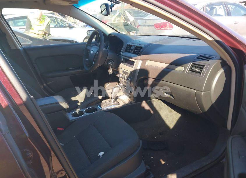 Photo 5 of 2011 Ford Fusion SE (VIN 3FAHP0HA7BR314829)