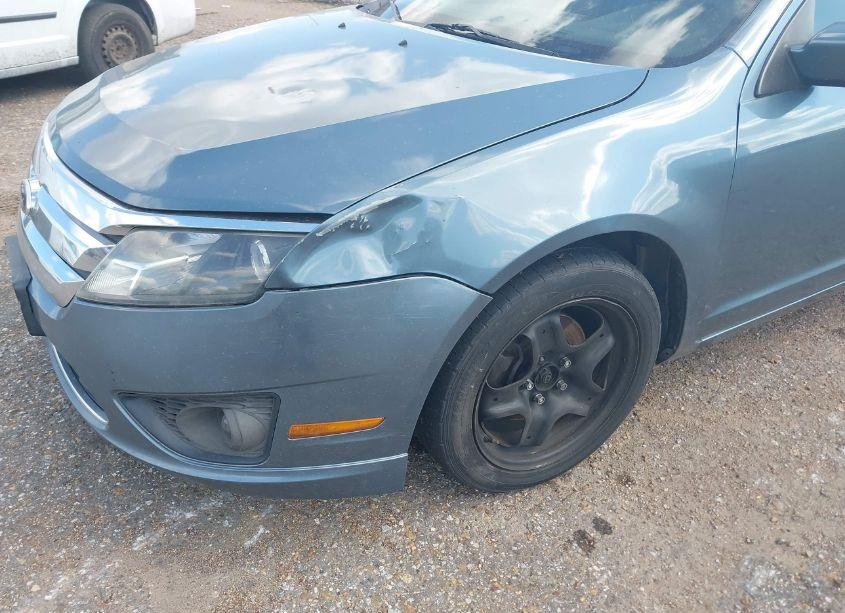 Photo 6 of 2011 Ford Fusion SE (VIN 3FAHP0HA7BR338340)