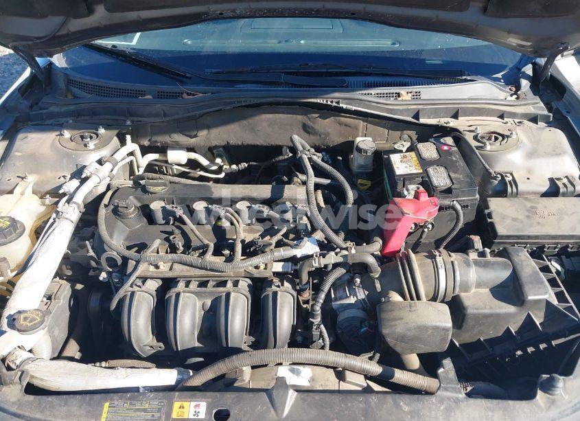 Photo 10 of 2012 Ford Fusion SE (VIN 3FAHP0HA7CR102613)