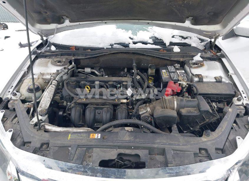 Photo 10 of 2012 Ford Fusion SE (VIN 3FAHP0HA7CR105091)