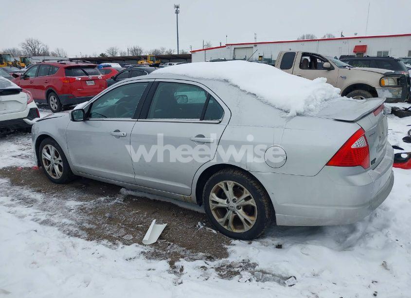 Photo 14 of 2012 Ford Fusion SE (VIN 3FAHP0HA7CR105091)