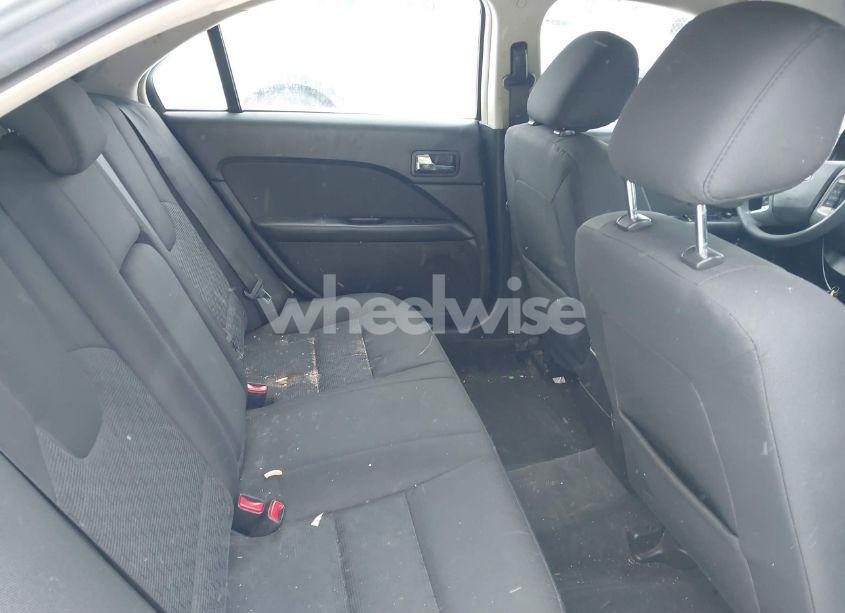 Photo 8 of 2012 Ford Fusion SE (VIN 3FAHP0HA7CR105091)