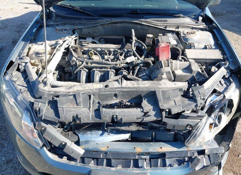 Photo 10 of 2012 Ford Fusion SE (VIN 3FAHP0HA7CR123378)