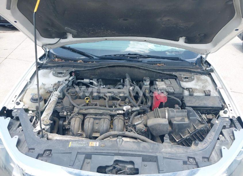 Photo 10 of 2012 Ford Fusion SE (VIN 3FAHP0HA7CR124272)